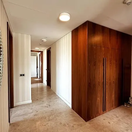 Apartament Luxury Seaside Flat In Site Stambuł