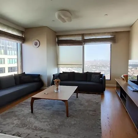 Luxury Seaside Flat In Site